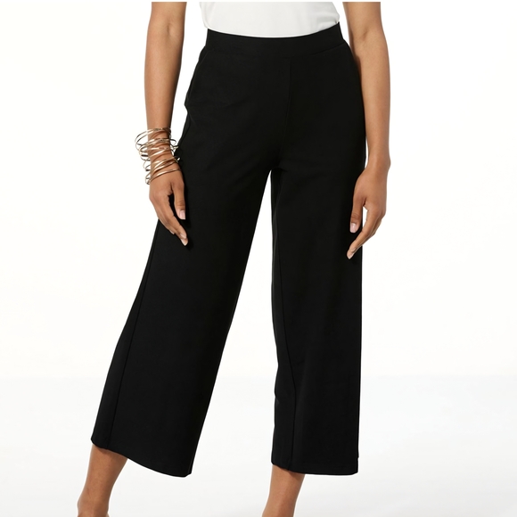 Wynne Layers Pants - Chic Black Women's Capris